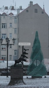 путешествие с ребенком в ригу латвия на новогодние каникулы отзывы, новогодние елки на улицах города фото