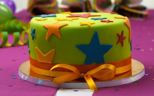 как отметить день рождения ребенка, торт на день рождения